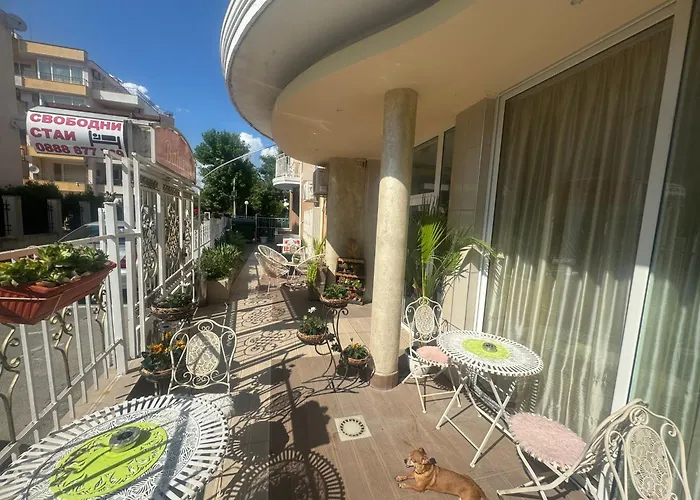 Guest house Family Baha 3*